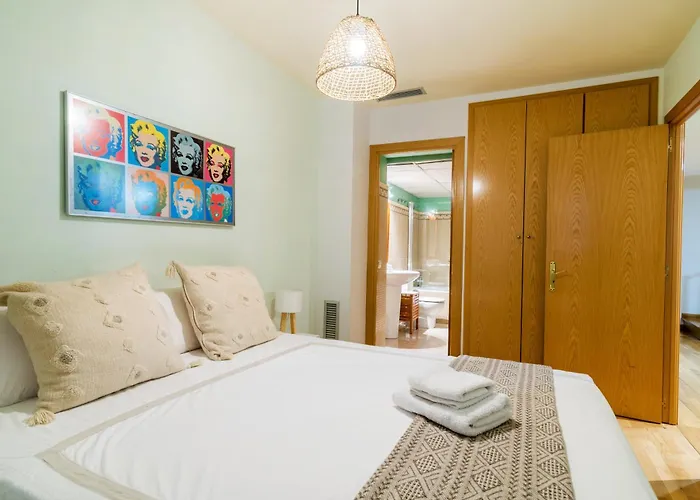 Elena Apartments - Girona